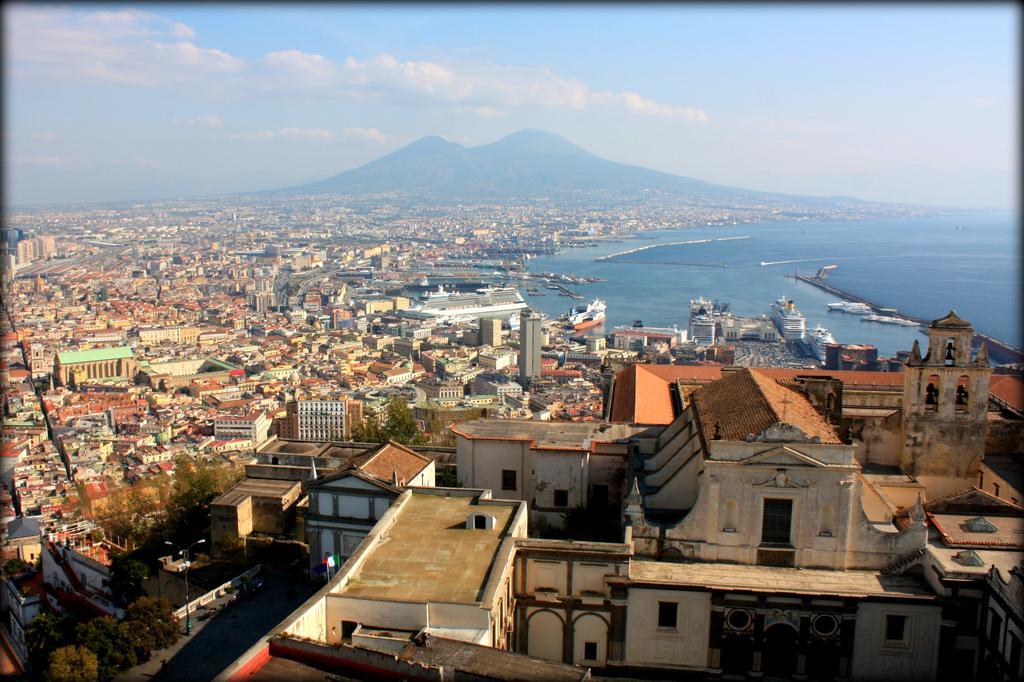 Giggino'S Flat - Live Like A Local Lejlighed Napoli Værelse billede